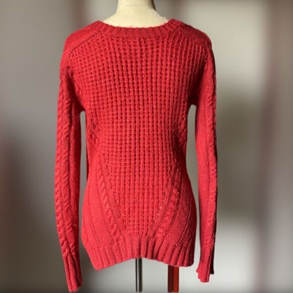 Buffalo by David Bitton Bright Red Knit V-Neck Pullover Sweater (Size: Medium) - Picture 3 of 12